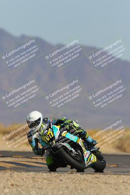 media/Mar-22-2025-CVMA (Sat) [[462c0ffedb]]/Race 13-Amateur Supersport Middleweight/